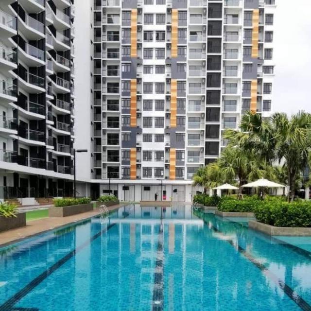 Timurbay Seaview & Poolview By Zuhayr Suite Kuantan Luaran gambar